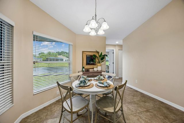 734 Needle Grass Dr, St Augustine, FL 32086