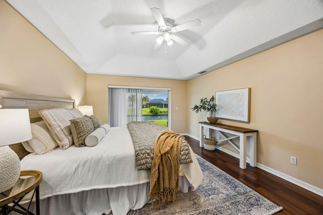 734 Needle Grass Dr, St Augustine, FL 32086