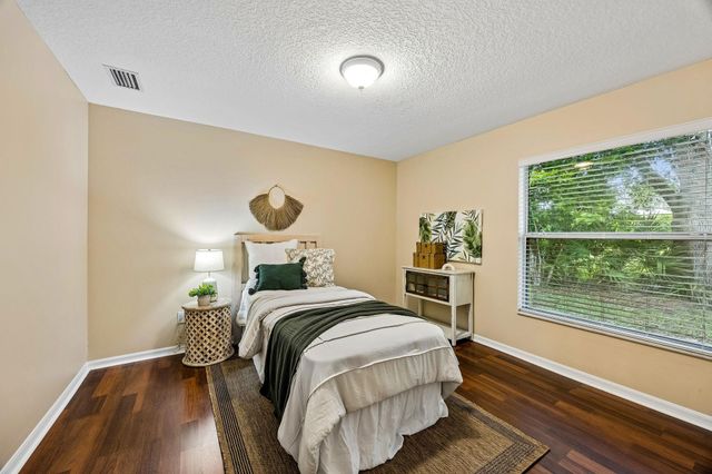 734 Needle Grass Dr, St Augustine, FL 32086