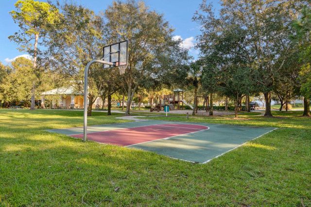 734 Needle Grass Dr, St Augustine, FL 32086