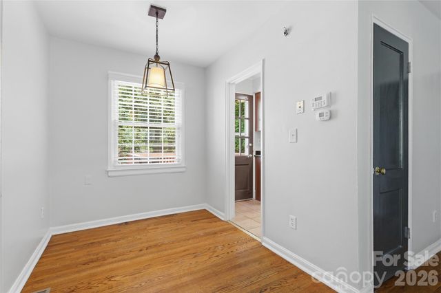 525 Wakefield Drive, Charlotte, NC 28209
