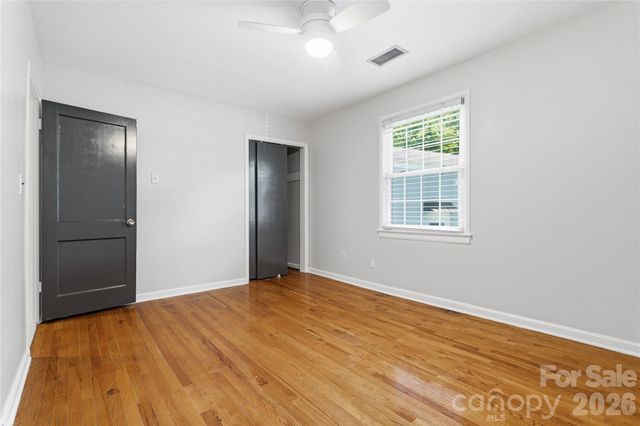 525 Wakefield Drive, Charlotte, NC 28209
