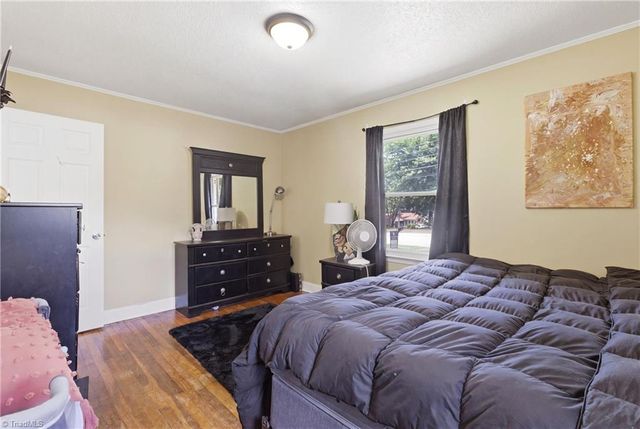 1608 E Cone Boulevard, Greensboro, NC 27405