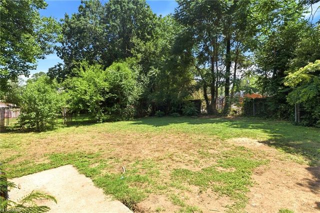 1608 E Cone Boulevard, Greensboro, NC 27405
