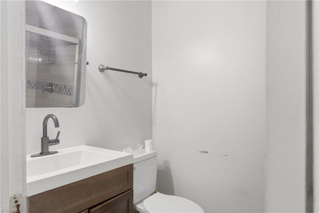 1608 E Cone Boulevard, Greensboro, NC 27405