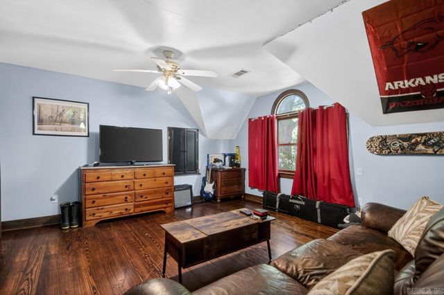 305 N Oak Street, Sheridan, AR 72150