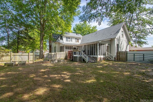 305 N Oak Street, Sheridan, AR 72150