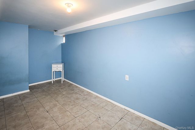 828 E. Meadow Avenue, East Meadow, NY 11554