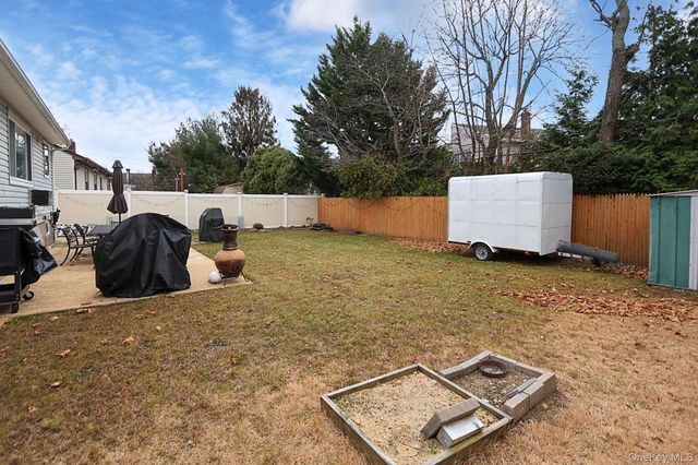 828 E. Meadow Avenue, East Meadow, NY 11554