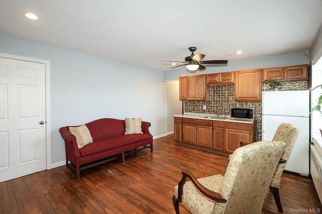 828 E. Meadow Avenue, East Meadow, NY 11554