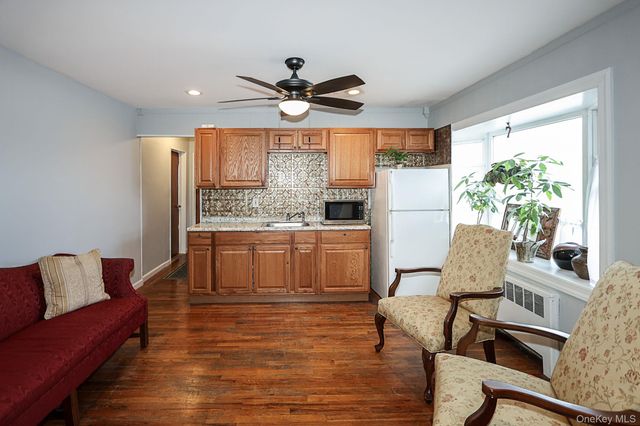 828 E. Meadow Avenue, East Meadow, NY 11554