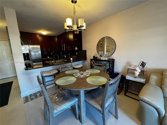 8145 NW 7th St 112, Miami, FL 33126