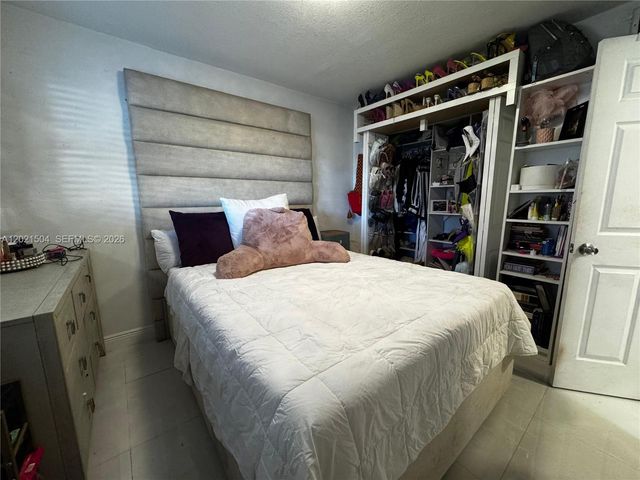 8145 NW 7th St 112, Miami, FL 33126