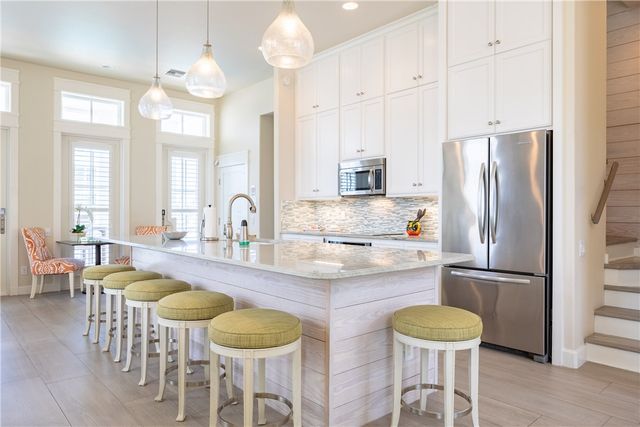 159 Sunrise Ave, Port Aransas, TX 78373