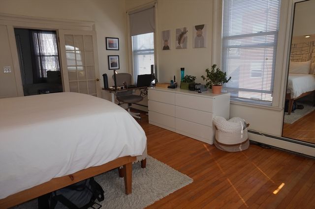 408 Crescent St 4, Waltham, MA 02453