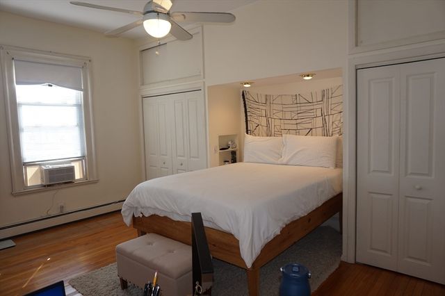 408 Crescent St 4, Waltham, MA 02453