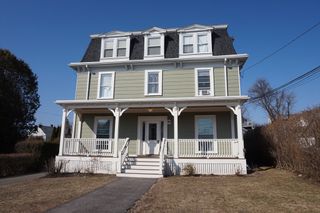 408 Crescent St 4, Waltham, MA 02453
