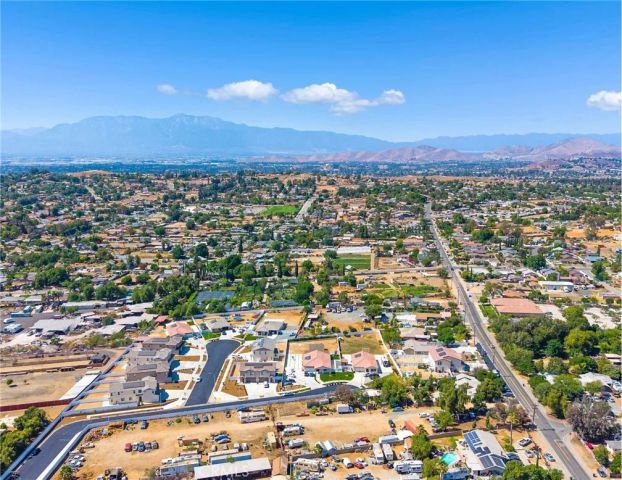 5853 Persepolis Court, Riverside, CA 92505