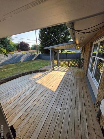 3710 Worchester Drive, Flint, MI 48503