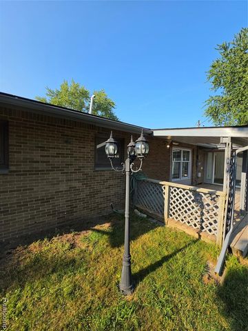 3710 Worchester Drive, Flint, MI 48503