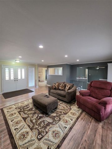 3710 Worchester Drive, Flint, MI 48503