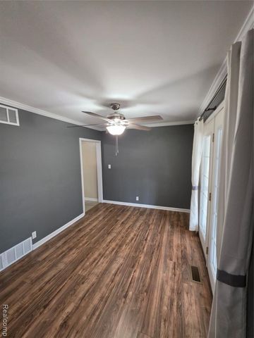 3710 Worchester Drive, Flint, MI 48503