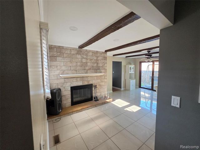 3710 Worchester Drive, Flint, MI 48503