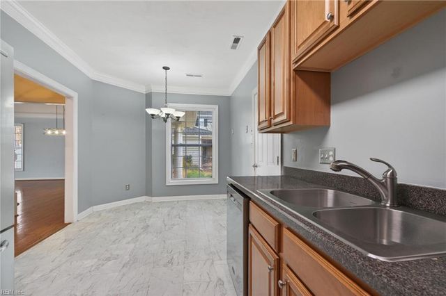 5407 Sports Club RN, Suffolk, VA 23435