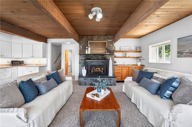 63 Teed Avenue, Barrington, RI 02806