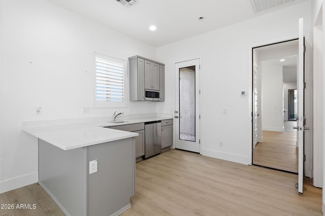 9936 E REVOLUTION Drive, Mesa, AZ 85212