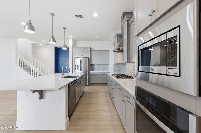 9936 E REVOLUTION Drive, Mesa, AZ 85212