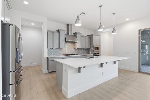 9936 E REVOLUTION Drive, Mesa, AZ 85212