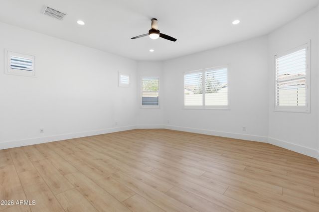 9936 E REVOLUTION Drive, Mesa, AZ 85212