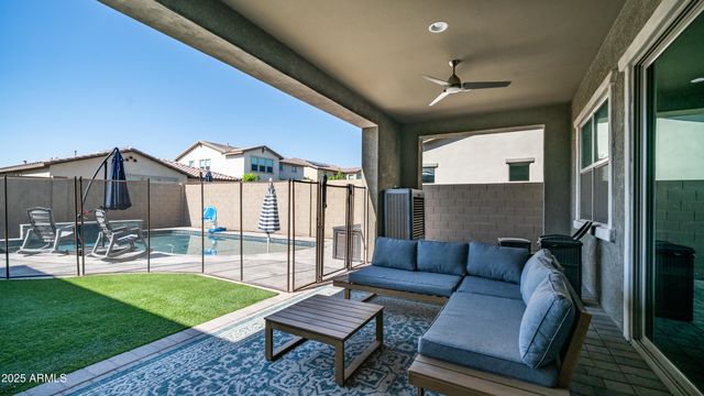 9936 E REVOLUTION Drive, Mesa, AZ 85212