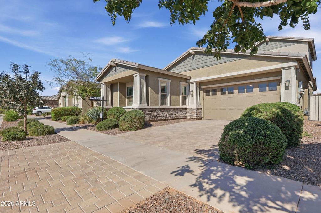 9936 E REVOLUTION Drive, Mesa, AZ 85212