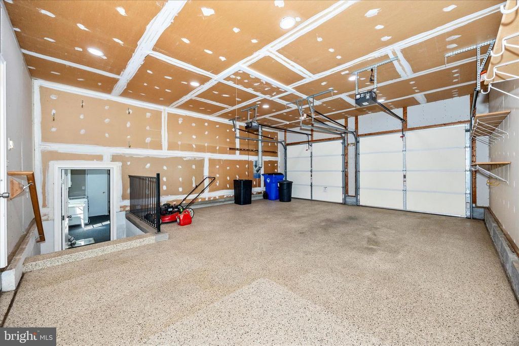 Image 26 of property listing at 233 DIAMOND DR, Walkersville, MD 21793