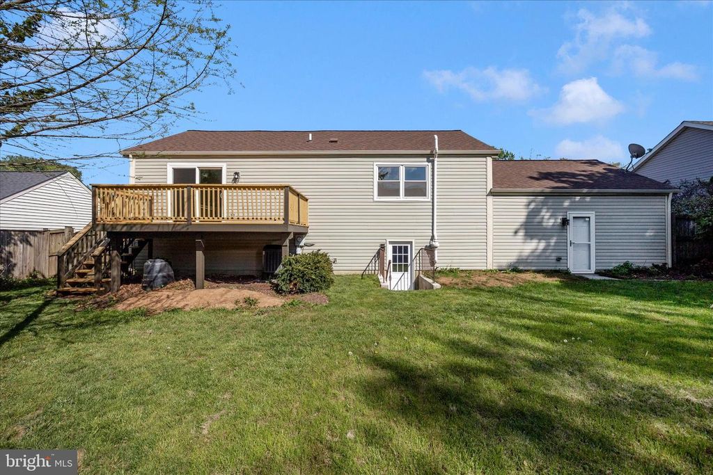 Image 27 of property listing at 233 DIAMOND DR, Walkersville, MD 21793