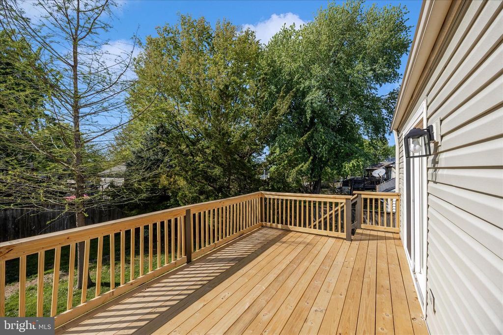 Image 29 of property listing at 233 DIAMOND DR, Walkersville, MD 21793