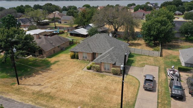 3904 Santa Cruz Street, Granbury, TX 76049