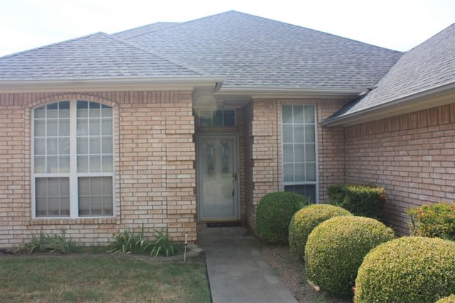 3904 Santa Cruz Street, Granbury, TX 76049