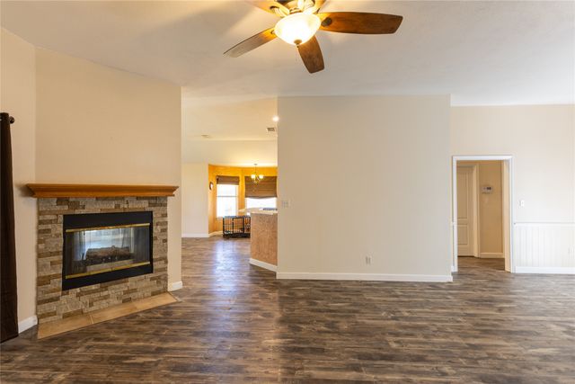 3904 Santa Cruz Street, Granbury, TX 76049
