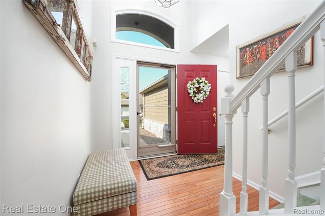 2243 Willow Tree Drive, Brighton, MI 48116