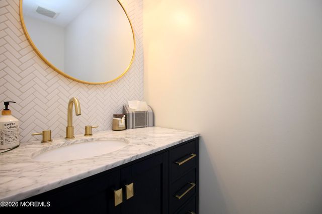 14 Belfast Avenue, Hazlet, NJ 07730