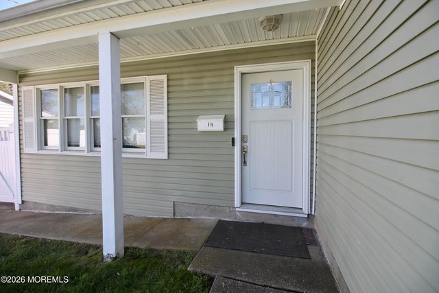 14 Belfast Avenue, Hazlet, NJ 07730