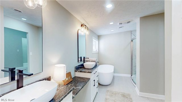 3312 Bancroft Road, Fairlawn, OH 44333