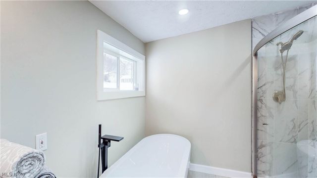 3312 Bancroft Road, Fairlawn, OH 44333