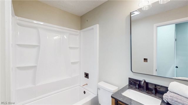 3312 Bancroft Road, Fairlawn, OH 44333