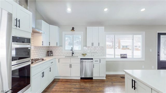 3312 Bancroft Road, Fairlawn, OH 44333