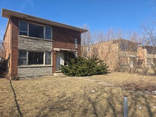 16136 Halsted Street, Harvey, IL 60426