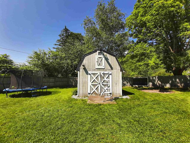 3 Columbian Avenue, Proctor, VT 05765